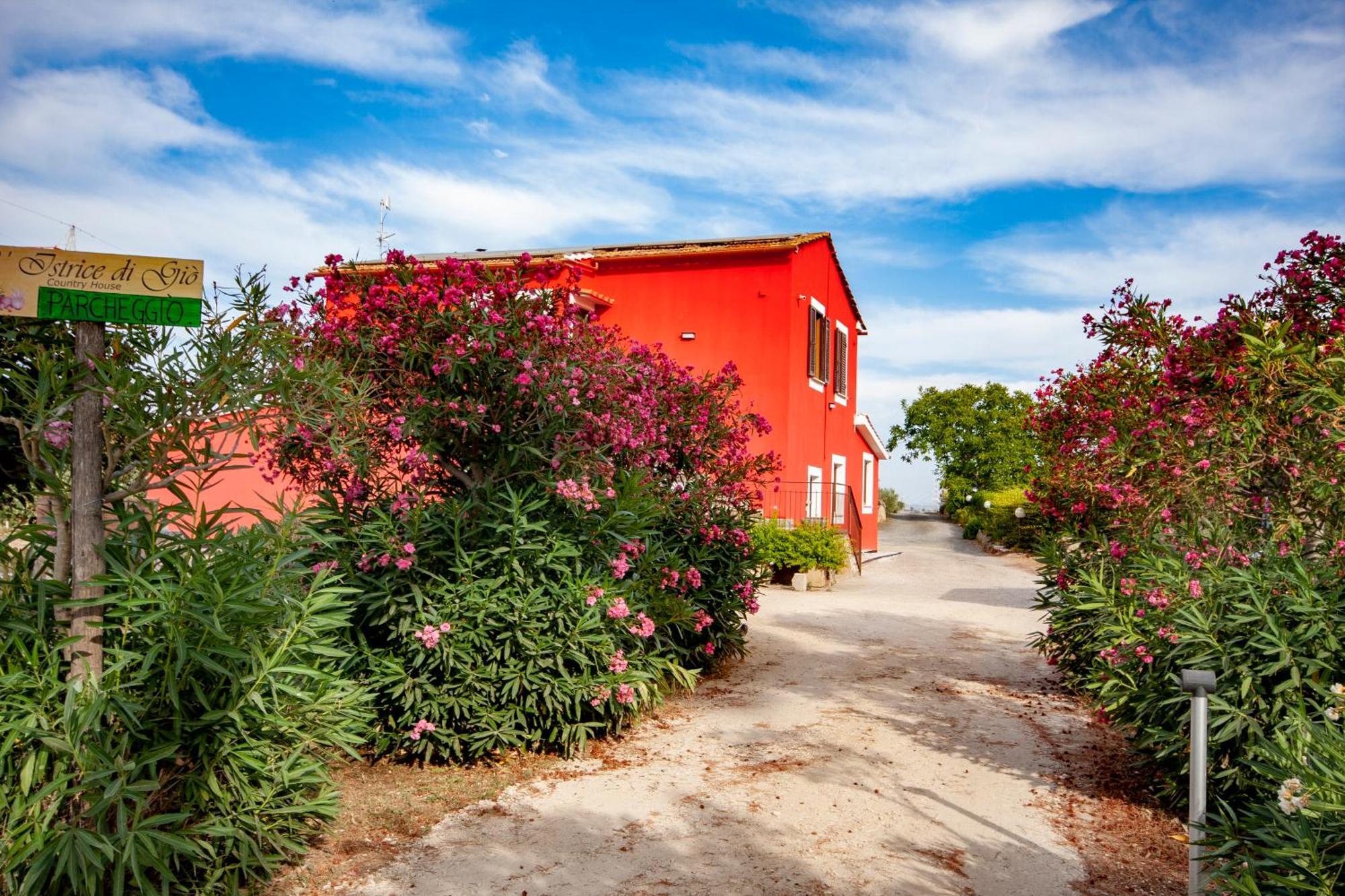 Agriturismo L'Istrice Di Gio Montalto di Castro Eksteriør bilde